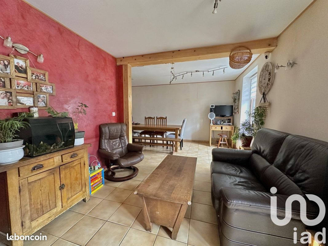 Maison 3 pièces 73 m² · à Sainte-Mesme · 73 m² · 149 000 €