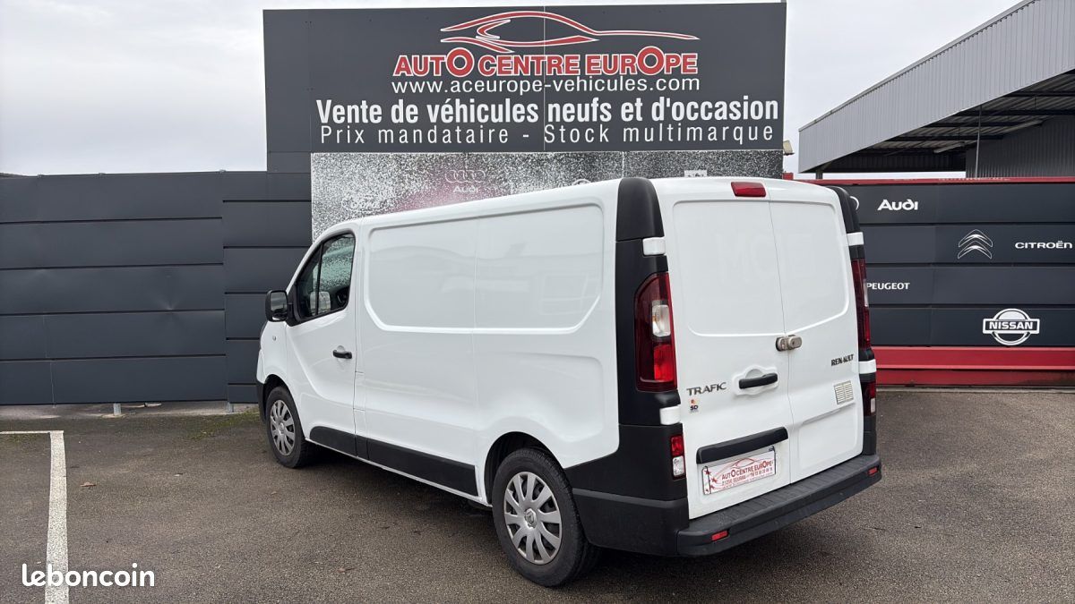 Renault trafic l1h1 1200 1.6 dci 95 confort 2020 (image 5)