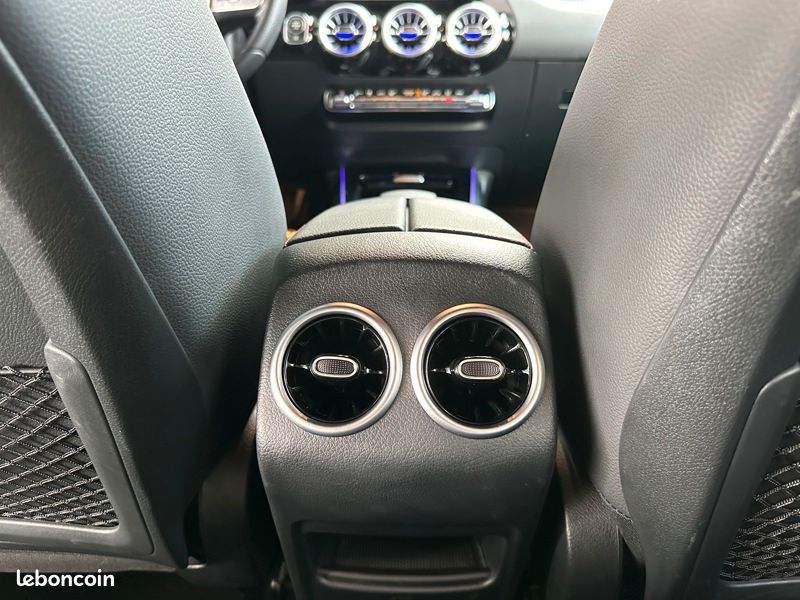 Mercedes Gla 220 d 4MATIC AMG Line (image 22)