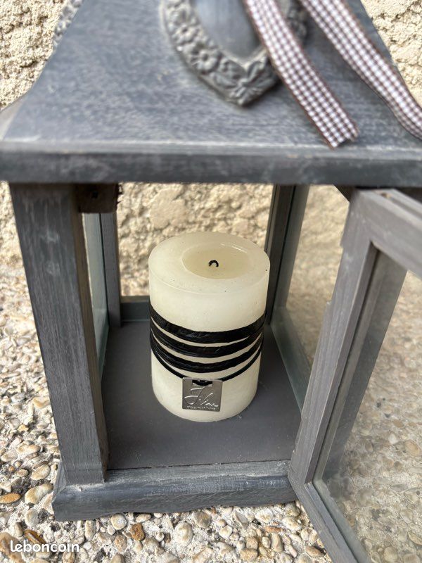 Jolie lanterne en bois avec bougie (image 3)