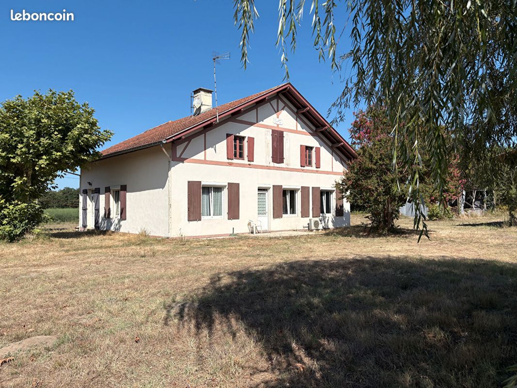 Maison 5 pièces 130 m² · à Saint-Yaguen · 130 m² · 159 000 €