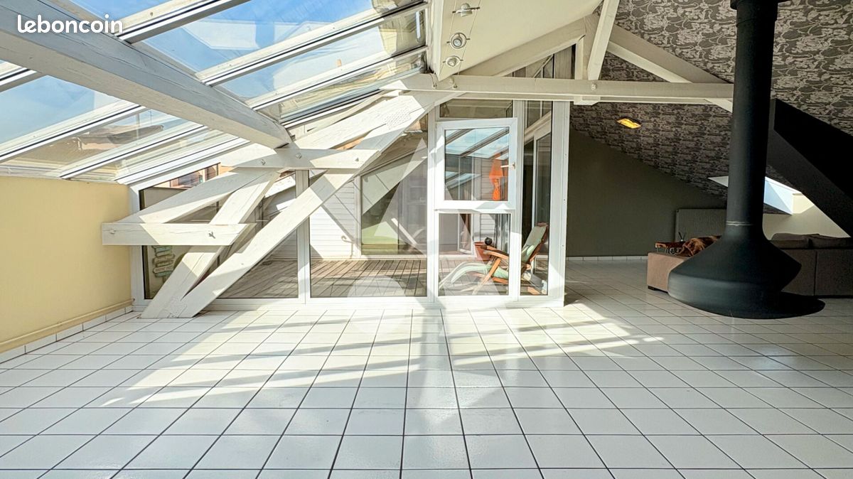 Appartement 5 pièces 127 m² · à Villefranche-sur-Saône · 127 m² · 335 000 €