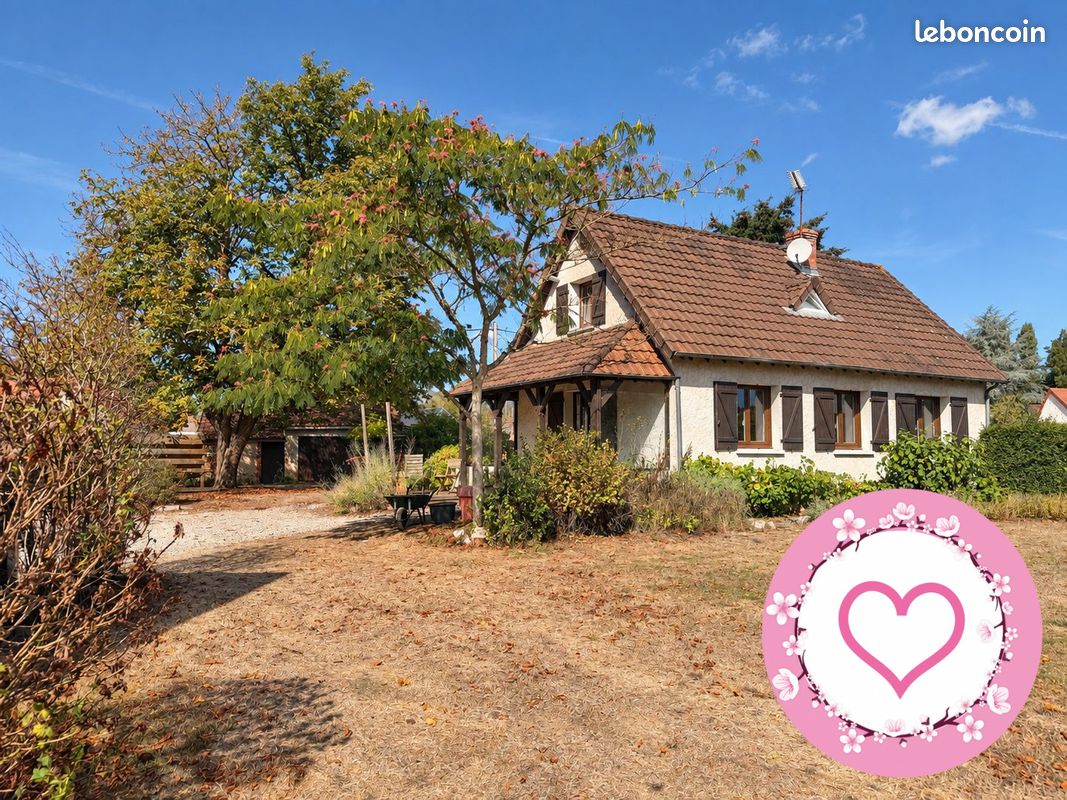Maison 6 pièces 143 m² · à Bouzy-la-Forêt · 143 m² · 225 750 €