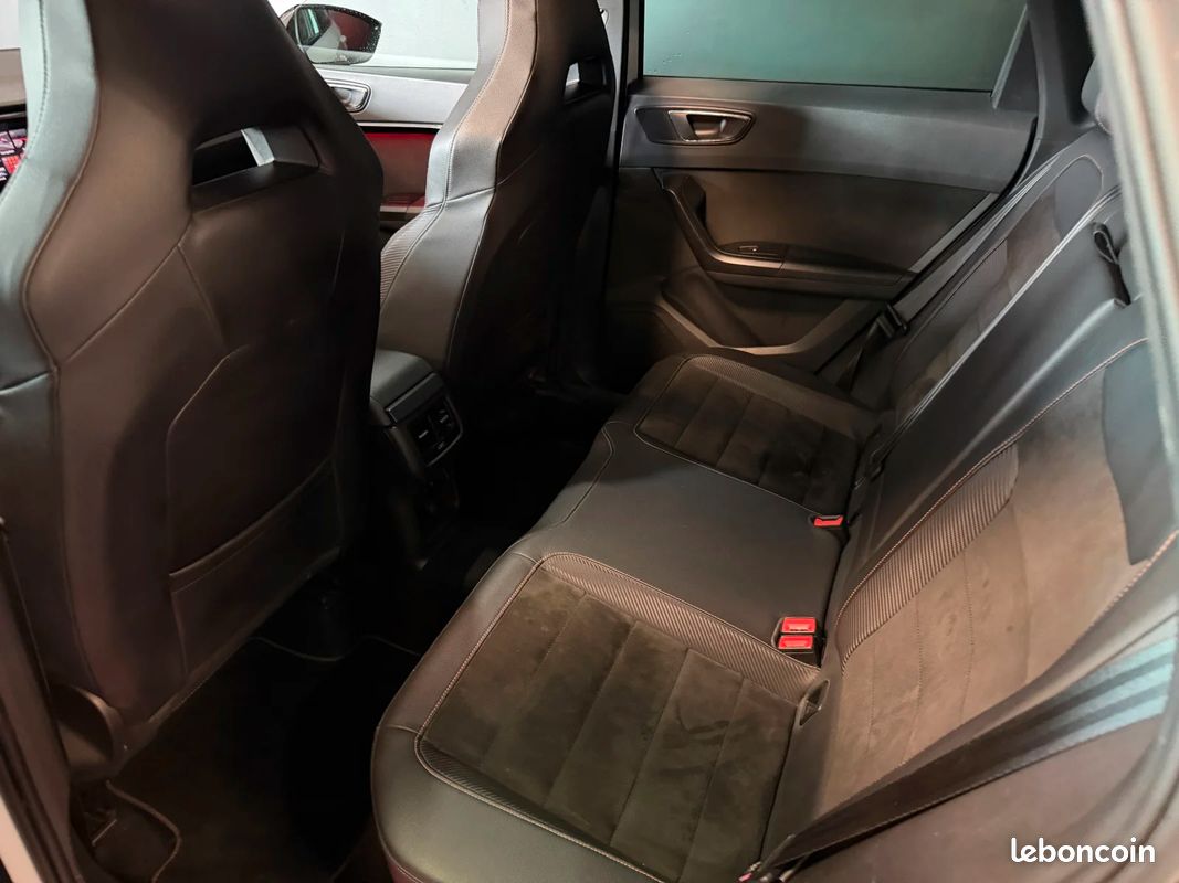 CUPRA ATECA 2.0 TSI 300 ch 4 DRIVE/ PREMIERE MAIN (image 32)