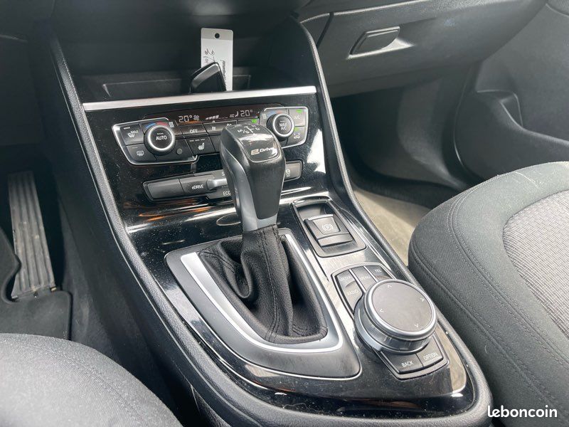 Bmw Série 2 F45 225XEA 224ch Business - GPS Pro / Affichage tête haute HUD / Sièges chauffants (image 9)