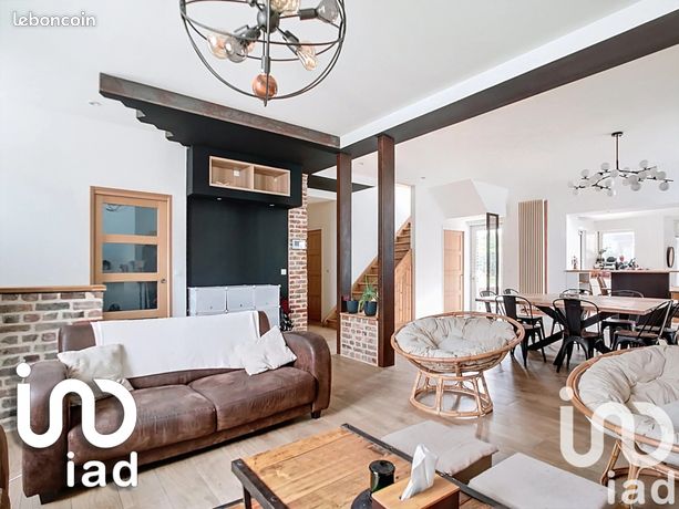 Maison de village 8 pièces 195 m²