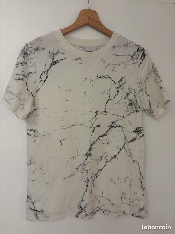 T-shirt Garçon H&M - Blanc Avec Motif Requin Qui Change - Taille 14-16 Ans - Occasion Très Bon état