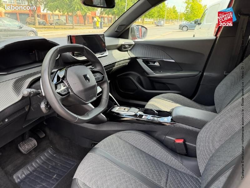 Peugeot 2008 1.2 Hybrid 136ch Allure e-DCS6 (image 15)