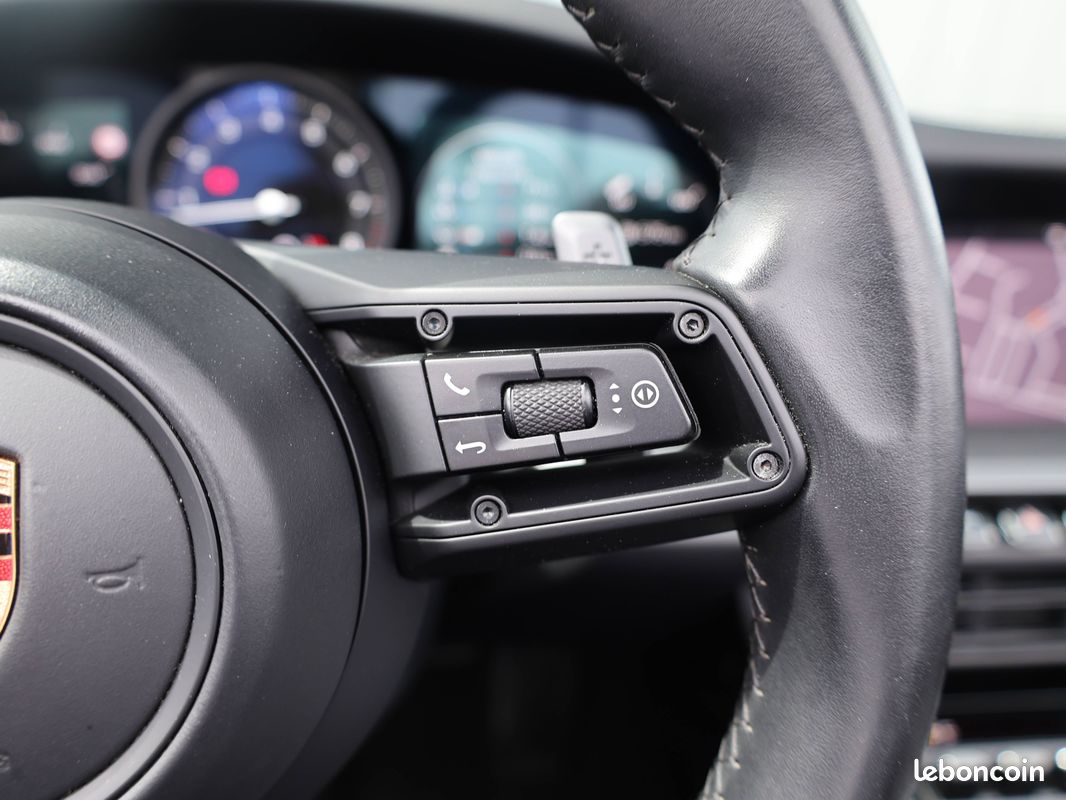 PORSCHE 911 Carrera 4S Cabriolet 3.0i 450 PDK (image 22)