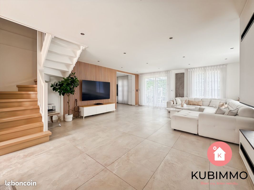 Maison 6 pièces 128 m² · à Bussy-Saint-Georges · 128 m² · 650 000 €