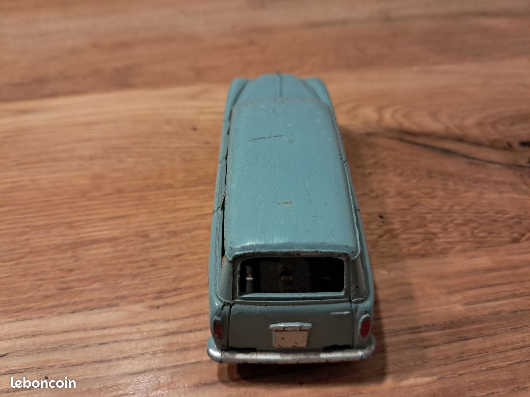 Miniature Dinky Toys - Peugeot 403 U5 - Échelle 1/200 - Fabriquée En France