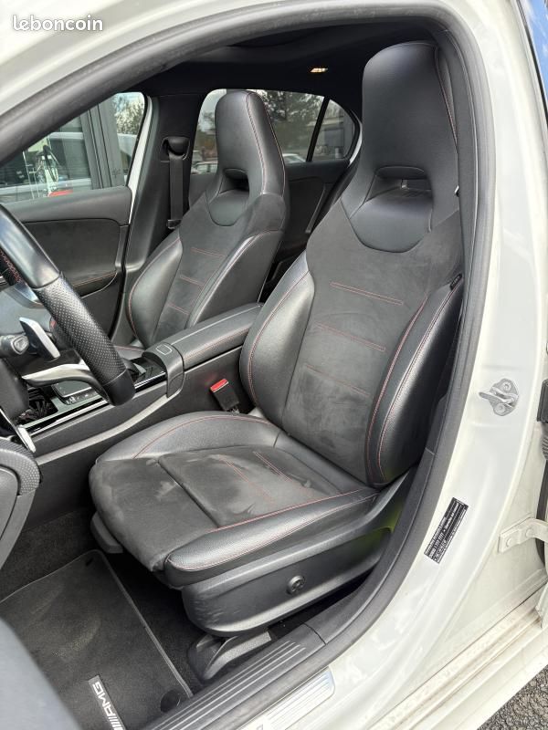 Mercedes Classe A A200D moteur mercedes pack AMG ( éclairage d'ambiance, Toit Ouvrant, Siège élec... (image 4)