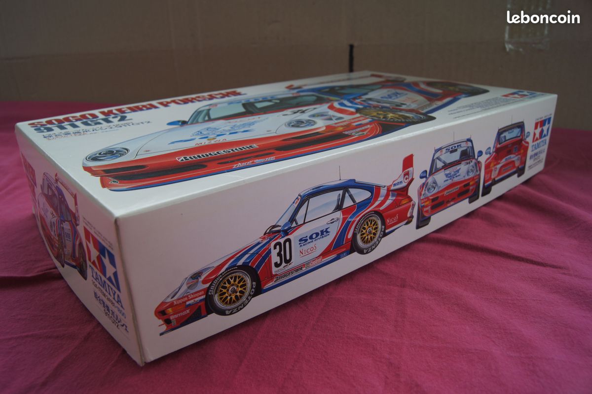 Maquette Tamiya 1/24 - Porsche 911 GT2 Sogo Keibi (Réf 24181) - Vintage Neuve