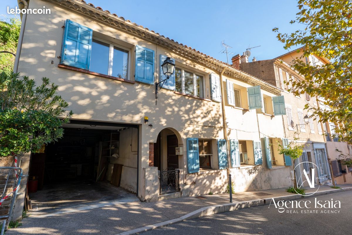 Maison 7 pièces 158 m² · à Bormes-les-Mimosas · 158 m² · 535 000 €