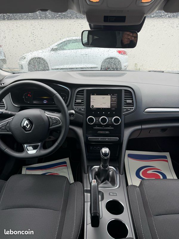 RENAULT MÉGANE IV BUSINESS 1.5 BLUE DCI 115 CH Excellent état – Révisée – Garantie nationale incluse (image 10)