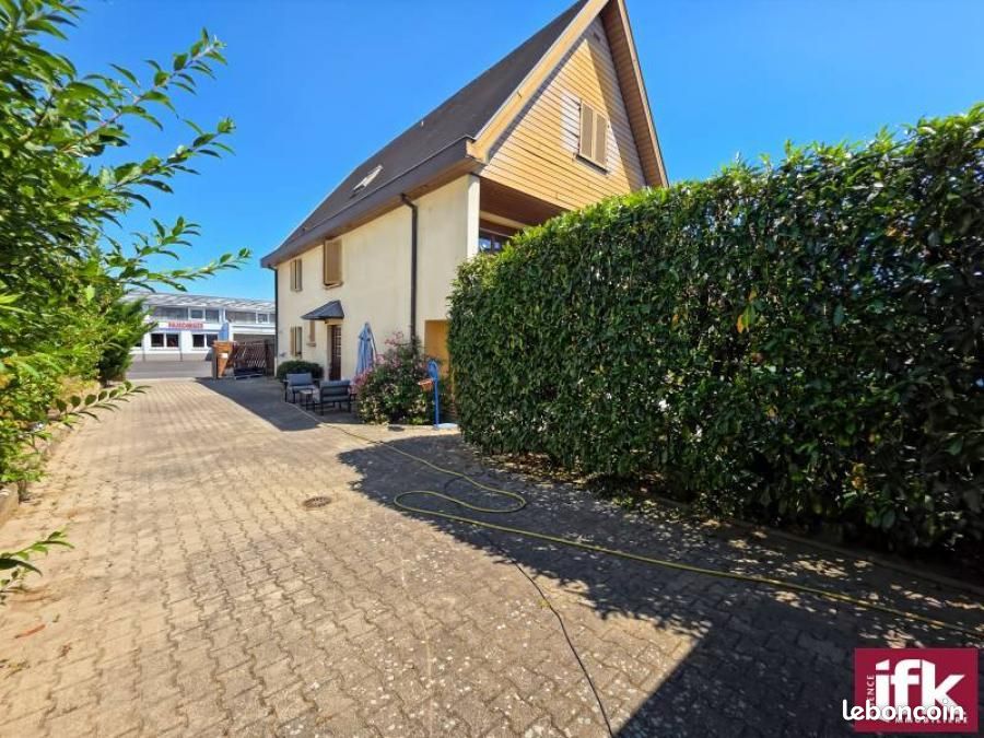 Maison 220 m² · à Colmar · 220 m² · 633 000 €