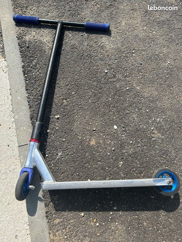 Trottinette freestyle (image 1)
