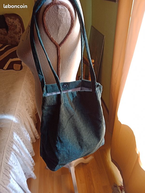 Sac à main vert foncé (image 4)