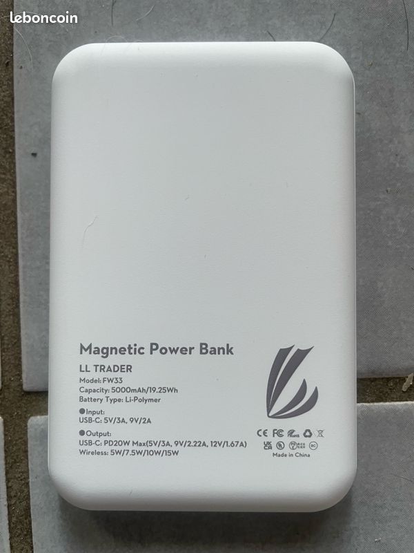 Vend batterie de recharge 5000 mah magnetique (image 2)