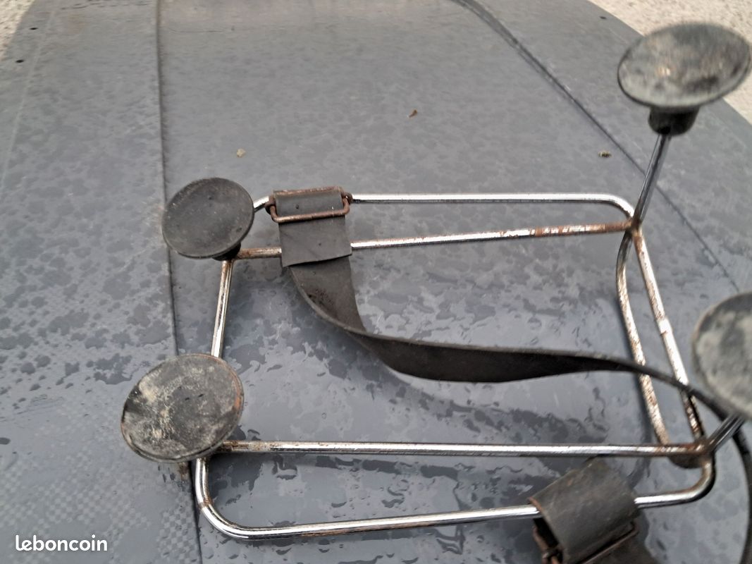 Porte bagage de réservoir de SPR Motobecane (image 2)