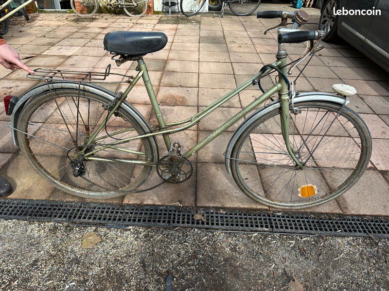 Lot De 7 Pédales De Vélo Anciennes - Pour Collection Ou Décoration - Occasion