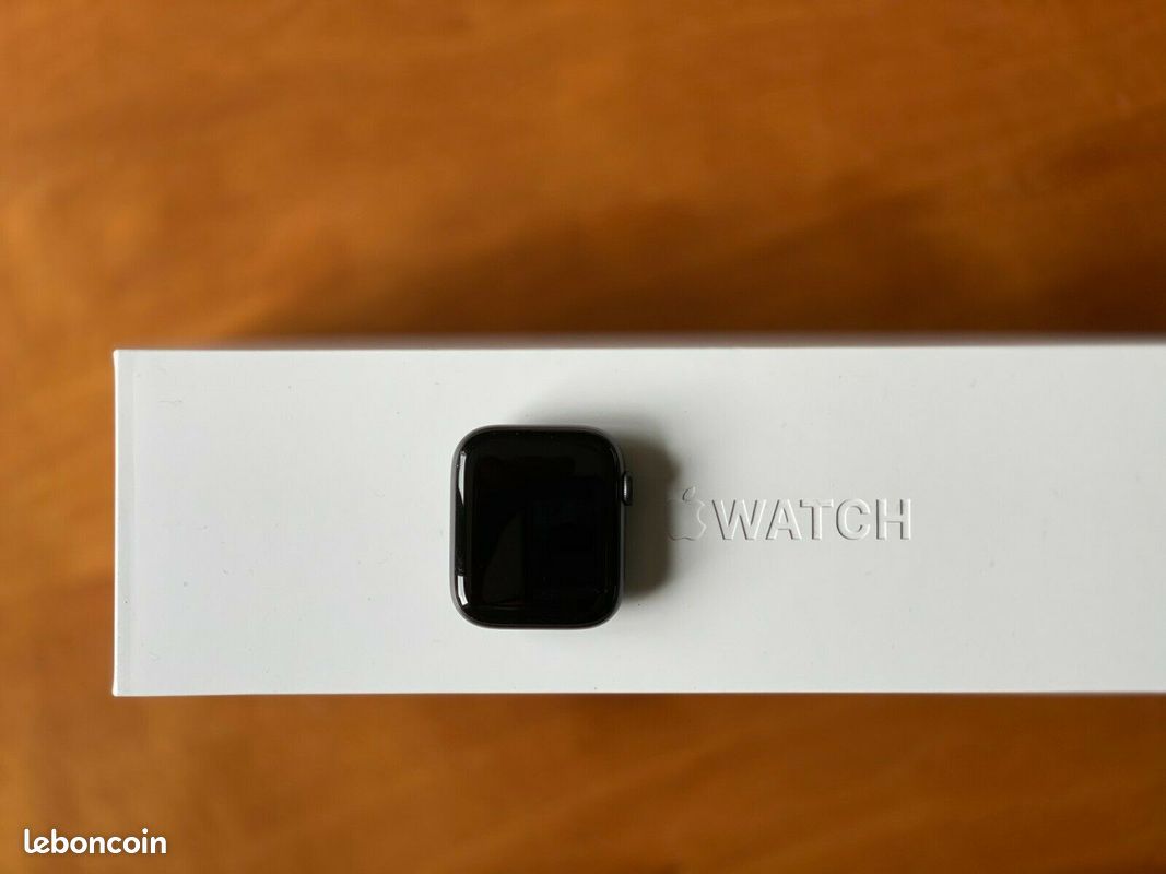 Apple Watch Series 5 - 44mm Cellular 230 Euro (image 2)