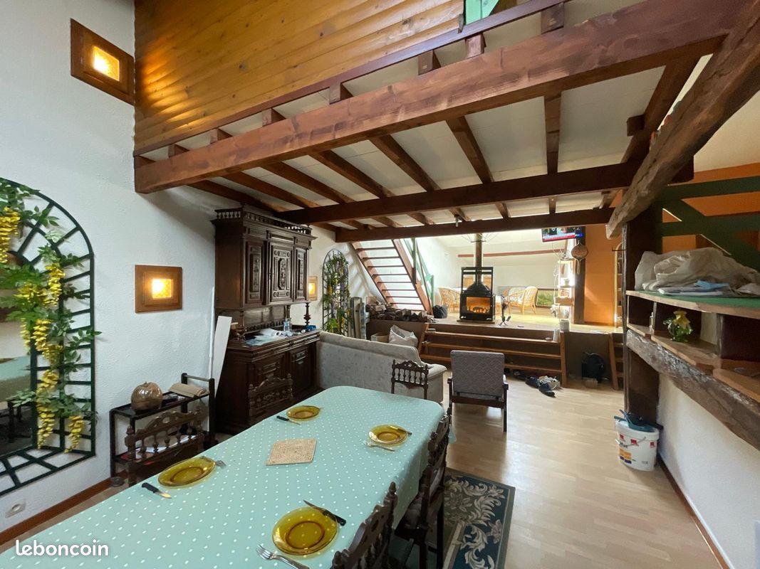 Maison 7 pièces 216 m² · à Nonville · 216 m² · 139 000 €