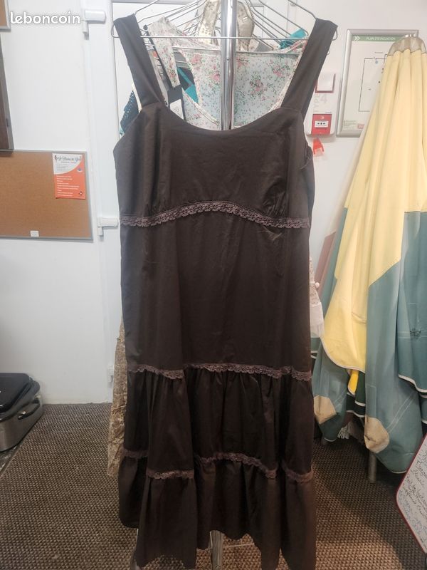 Lot de 50 Vêtements Neufs avec Étiquettes 🏷 dont grandes tailles (image 4)