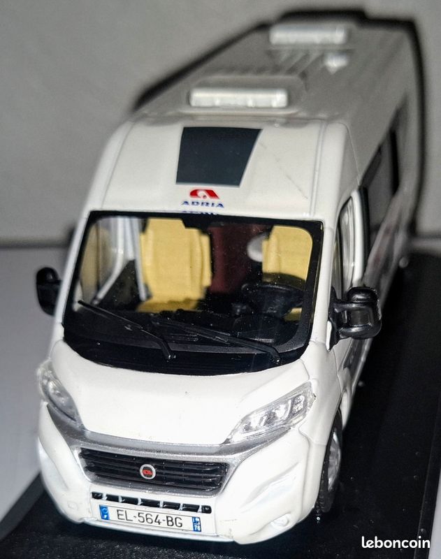 IXO 1/43 ADRIA Twin 600 Spt 2015 EUR 69,95 - FR
