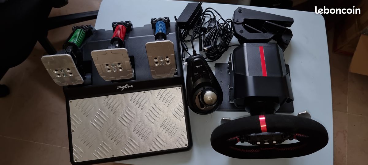 Volant PXN V10 (image 3)