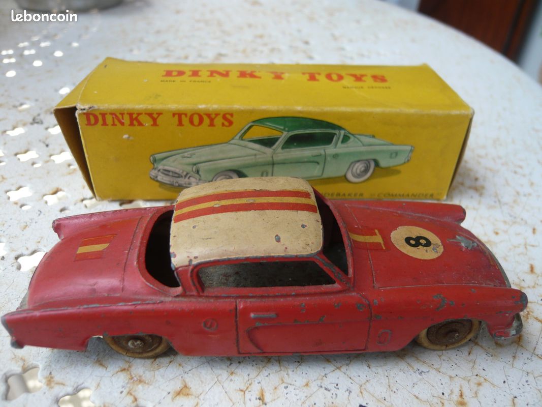 DINKY TOYS Studebaker Commander 24Y. Boite. Restaurée
