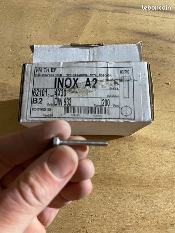 Vis hexagonal M4x30 DIN 933 Inox A2 (image 1)