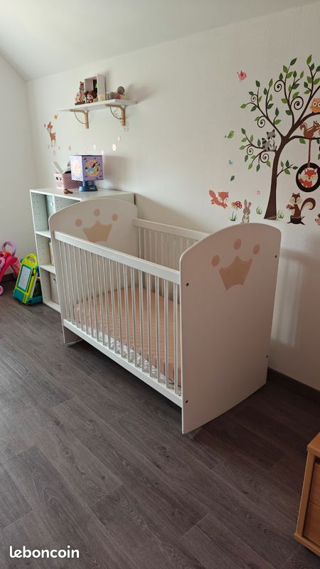 Lit bébé avec planche à langer (image 5)