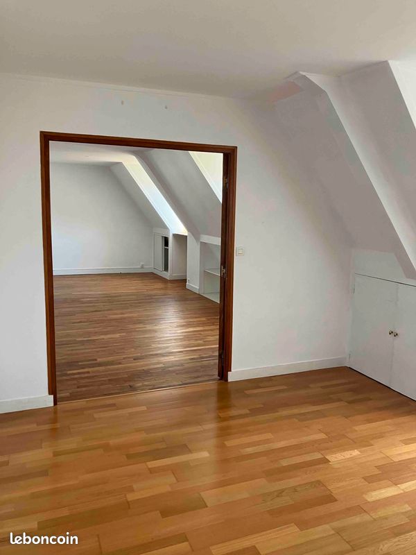 Appartement 5 pièces 97 m² · à Saint-Malo · 97 m² · 1 360 €
