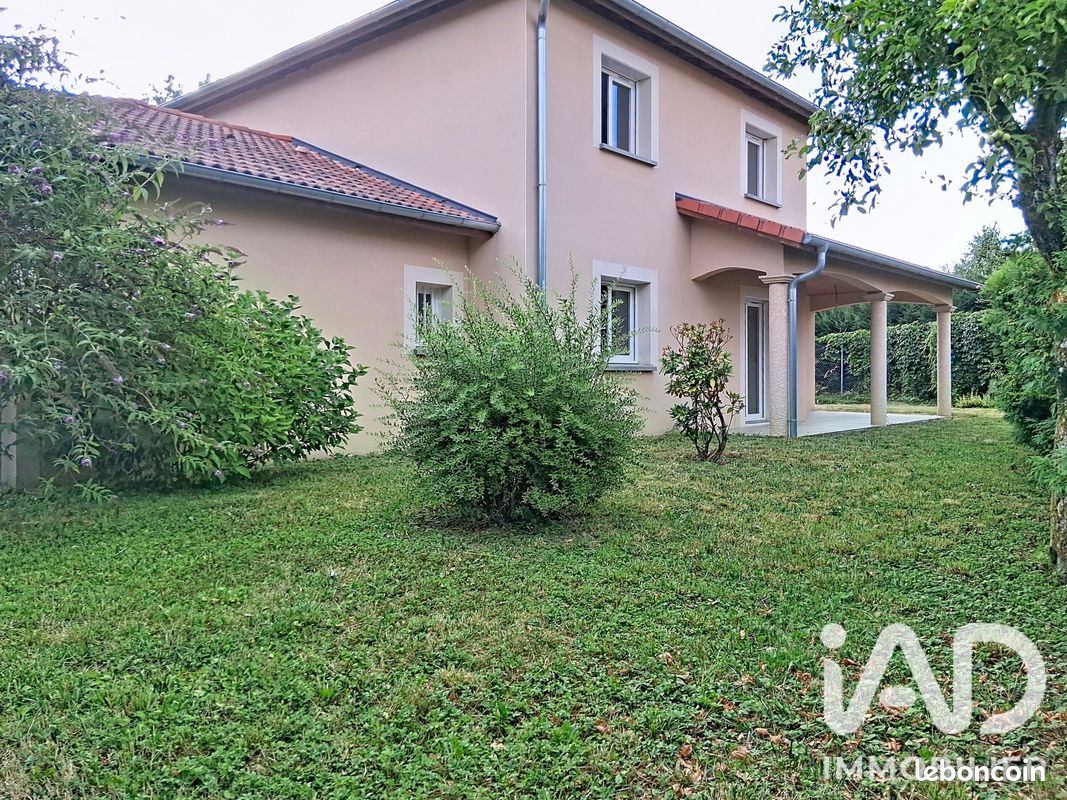 Maison 5 pièces 125 m² · à Bourg-en-Bresse · 125 m² · 295 000 €