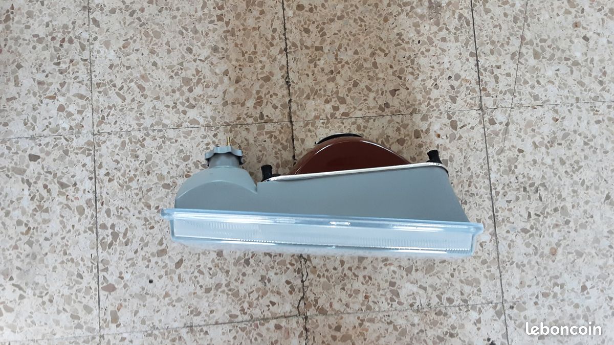 Phare av gauche citroen c15 (image 2)