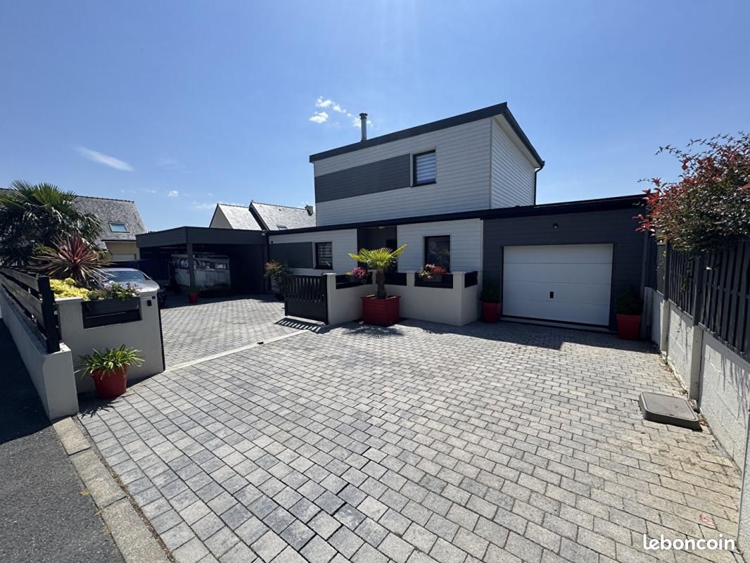 Maison 6 pièces 123 m² · à Landivisiau · 123 m² · 349 405 €