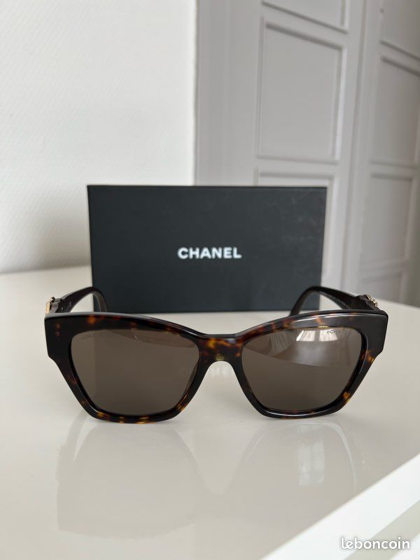 Lunettes de soleil Chanel oversize écaille (image 2)
