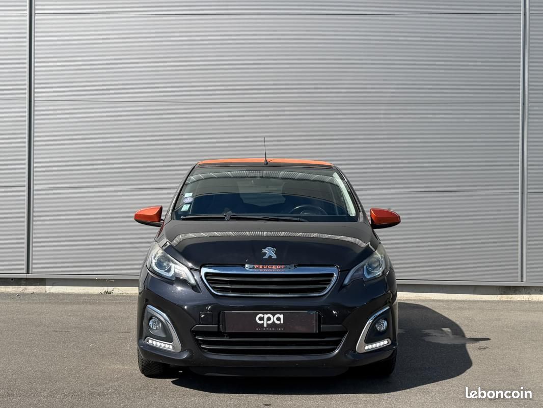 Peugeot 108 CABRIOLET 1.2 82 CH BVM5 ROLAND GARROS TOP SUIVI OK PEUGEOT 03/2026 (image 4)