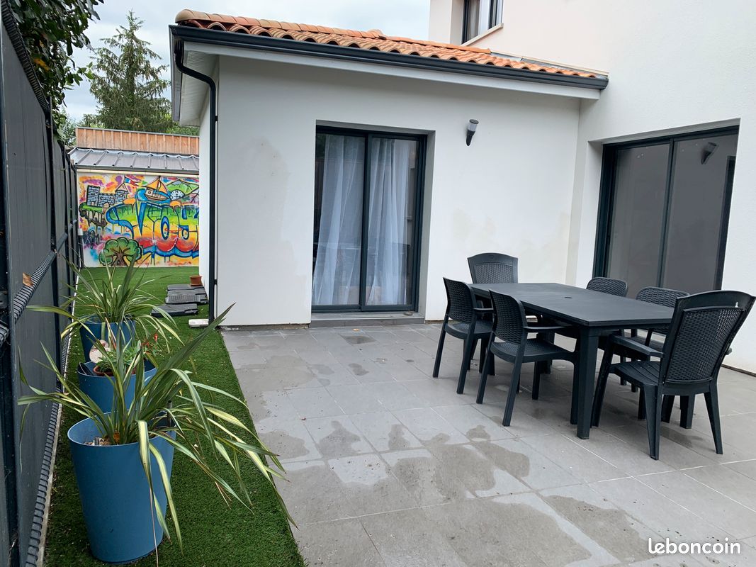 Maison a louer pessac - 7 pièce(s) - 140 m2 - Surfyn