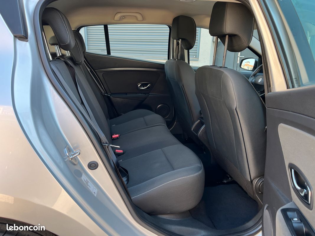 A saisir megane III 1.5 dci 110cv gps clim possibilite garantie 12 / 24 / 36 mois (image 7)