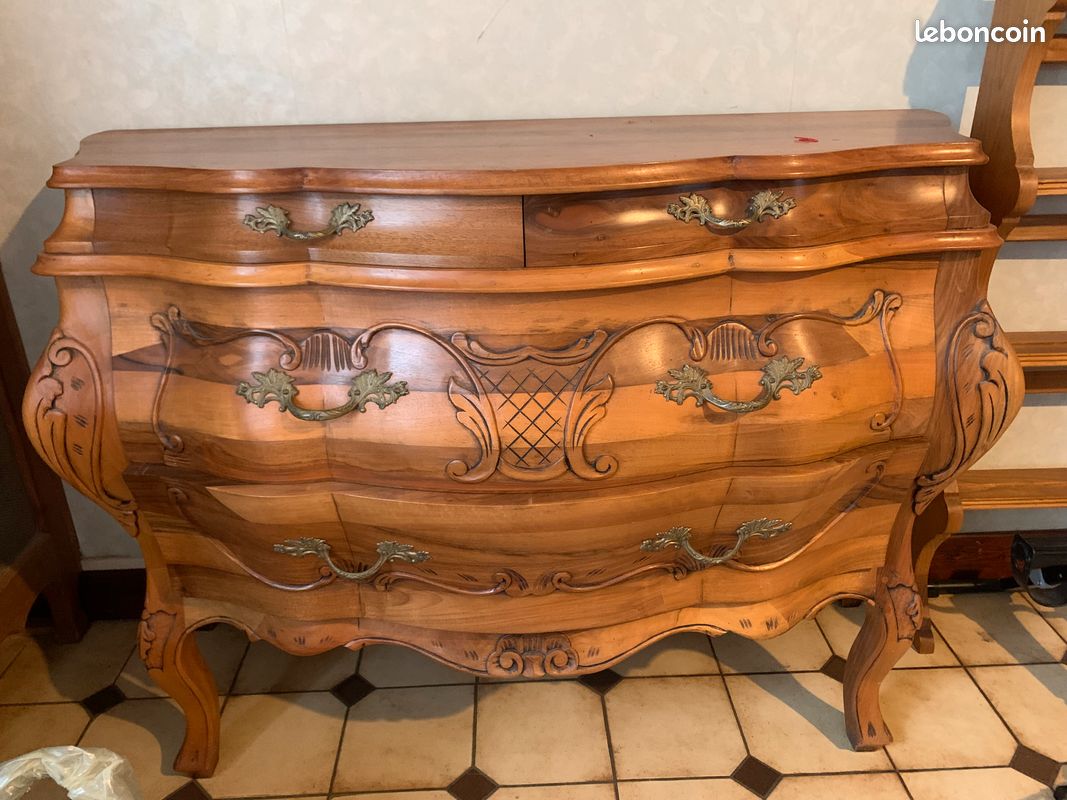 Commode style Louis XV (image 1)