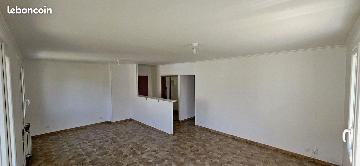 Appartement 4 pièces 85 m² · à Auxerre · 85 m² · 850 €/mois
