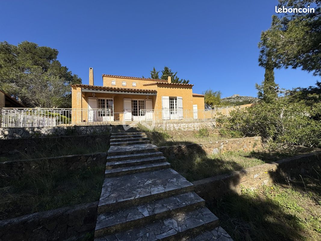 Maison 6 pièces 150 m² · à Opoul-Périllos · 150 m² · 249 000 €