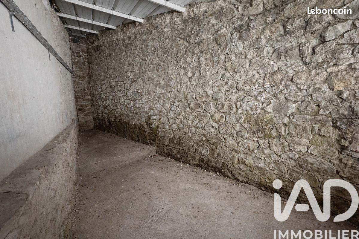 Parking 20 m² · à Saint-Brieuc · 20 m² · 28 000 €