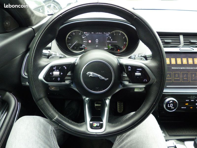 Jaguar E-PACE P300E PHEV R-DYNAMIC HSE BVA AWD (image 31)