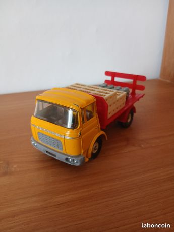 ANCIEN DINKY TOYS 1/43 - Camion Berliet GAK Bétaillère #577 / France