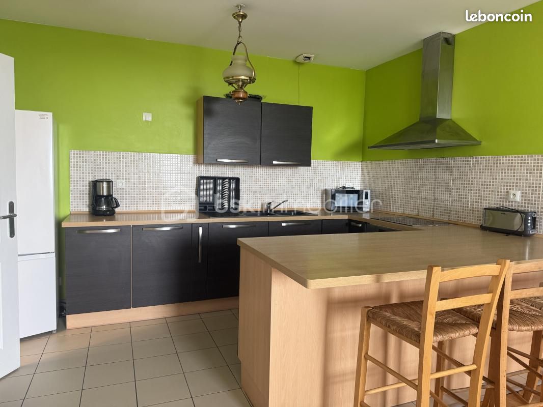 Appartement 5 pièces 102 m² · à Évry-Courcouronnes · 102 m² · 210 000 €