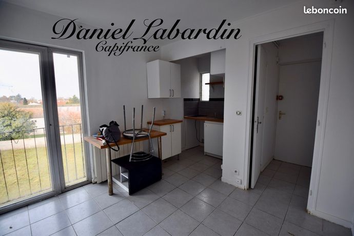 https://img.leboncoin.fr/api/v1/lbcpb1/images/9b/f9/49/9bf949677feb06eaf3fca0aac491450c6e01dcc4.jpg?rule=ad-image