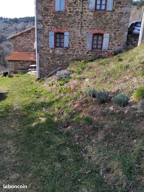 Maison 3 pièces 80 m² · à Saint-Genest-Lachamp · 80 m² · 160 000 €